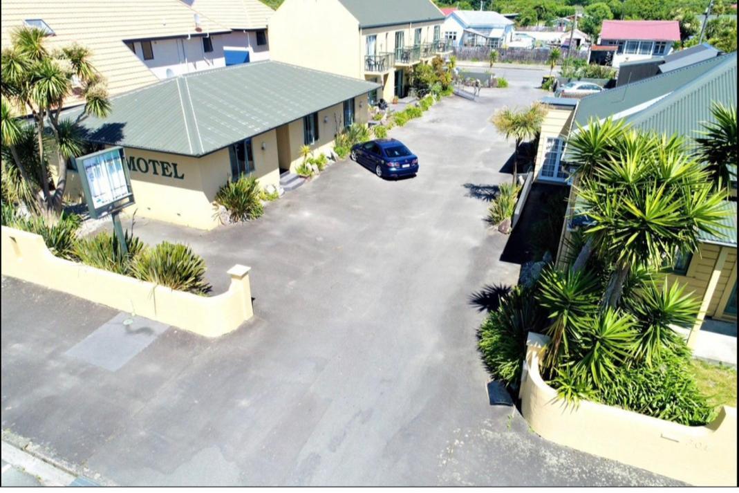 Palmcourt Motel Westport Exterior photo